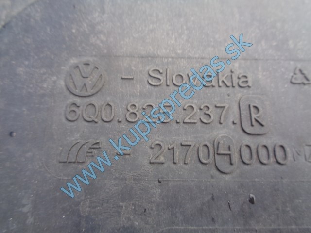 plast pod motor na škodu roomster, 6Q0825237